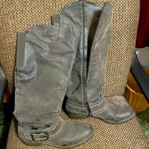 Faux gray suede boots